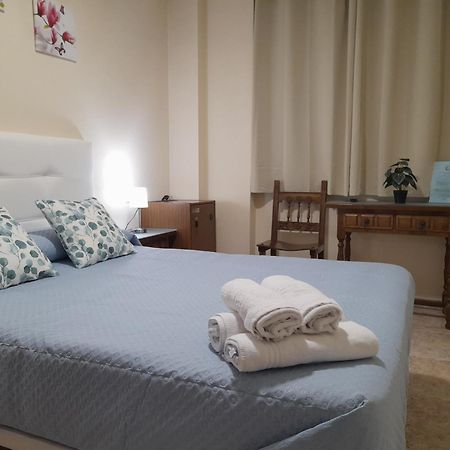 Hostal San Roque Γουαδαλαχάρα Εξωτερικό φωτογραφία