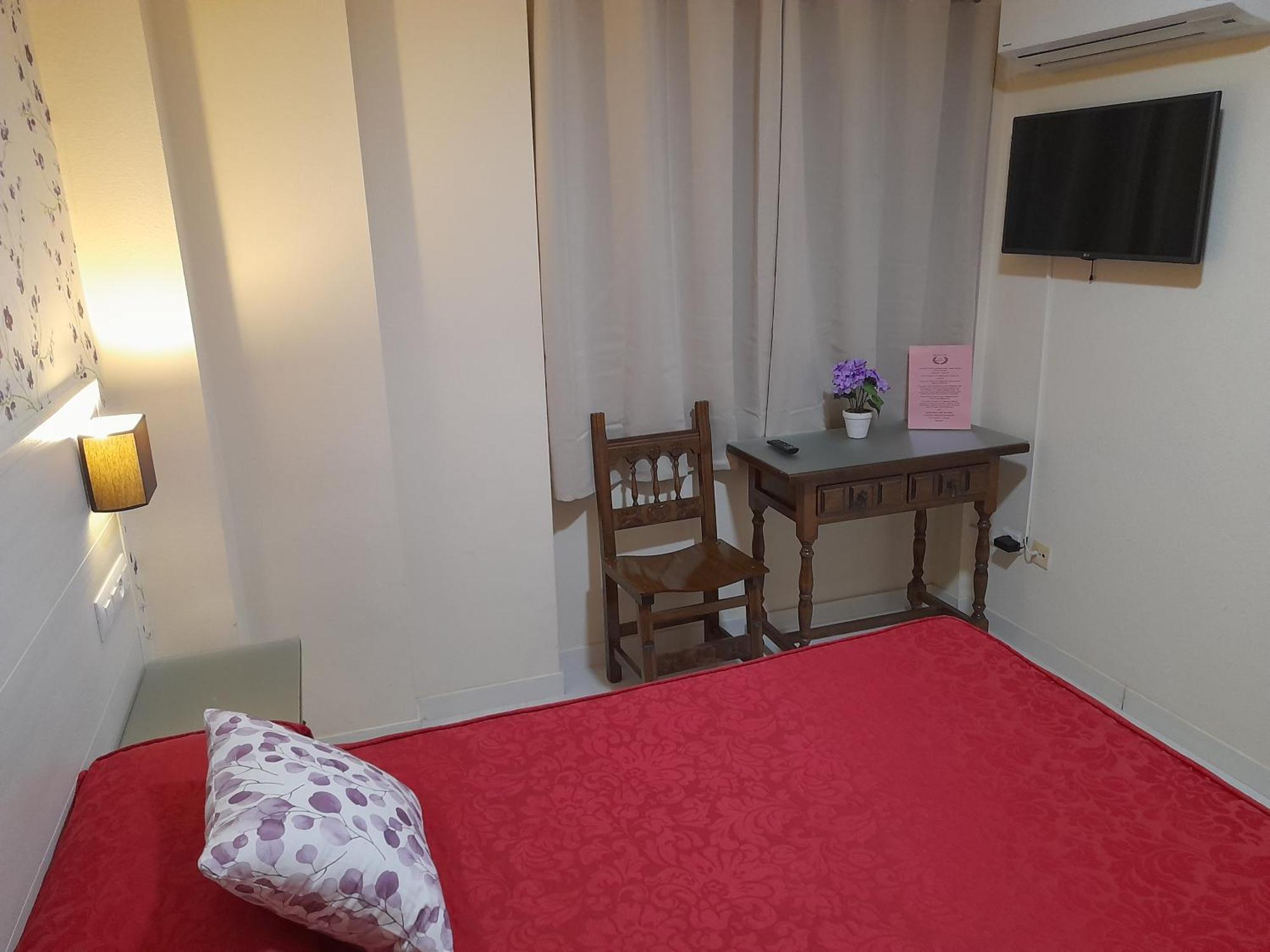 Hostal San Roque Γουαδαλαχάρα Εξωτερικό φωτογραφία