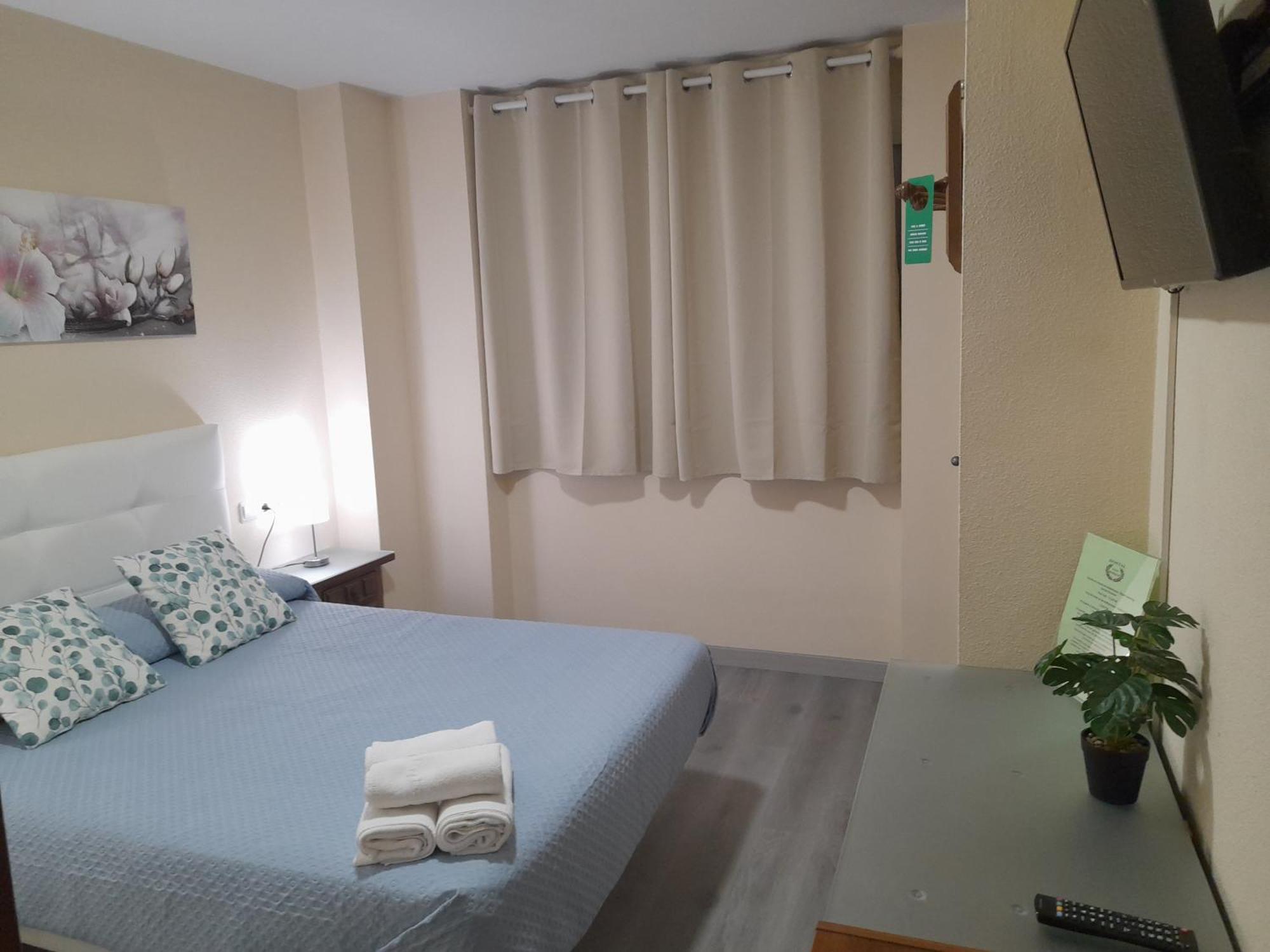 Hostal San Roque Γουαδαλαχάρα Εξωτερικό φωτογραφία
